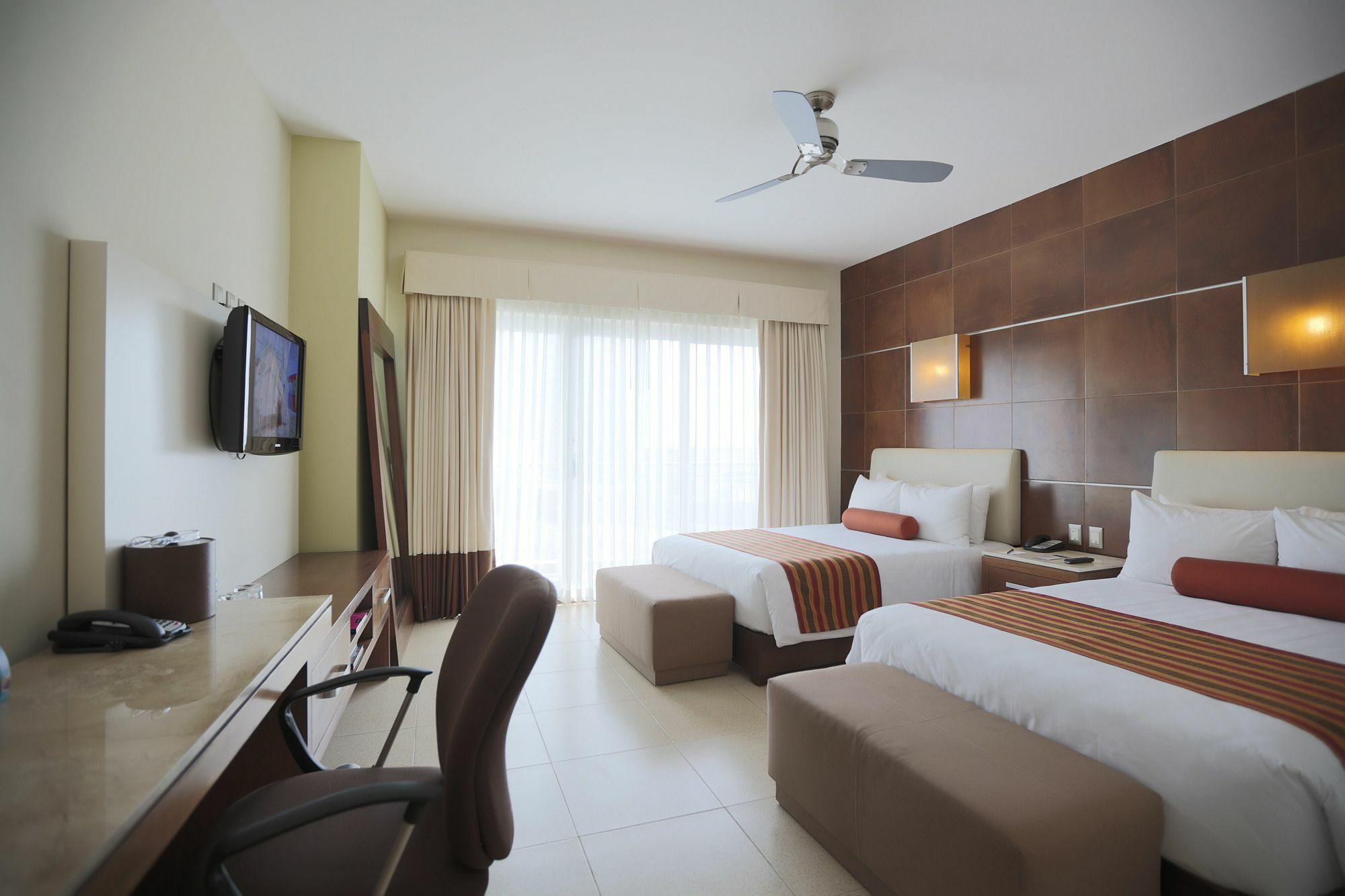 Krystal Urban Cancun & Beach Club Kültér fotó